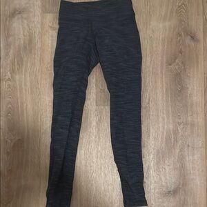 GREY LULULEMON WUNDER TRAIN LEGGINGS